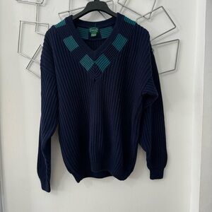 Vintage Izod Slouchy 90’s Y2K CABLE V-NECK SWEATER Size X-Large